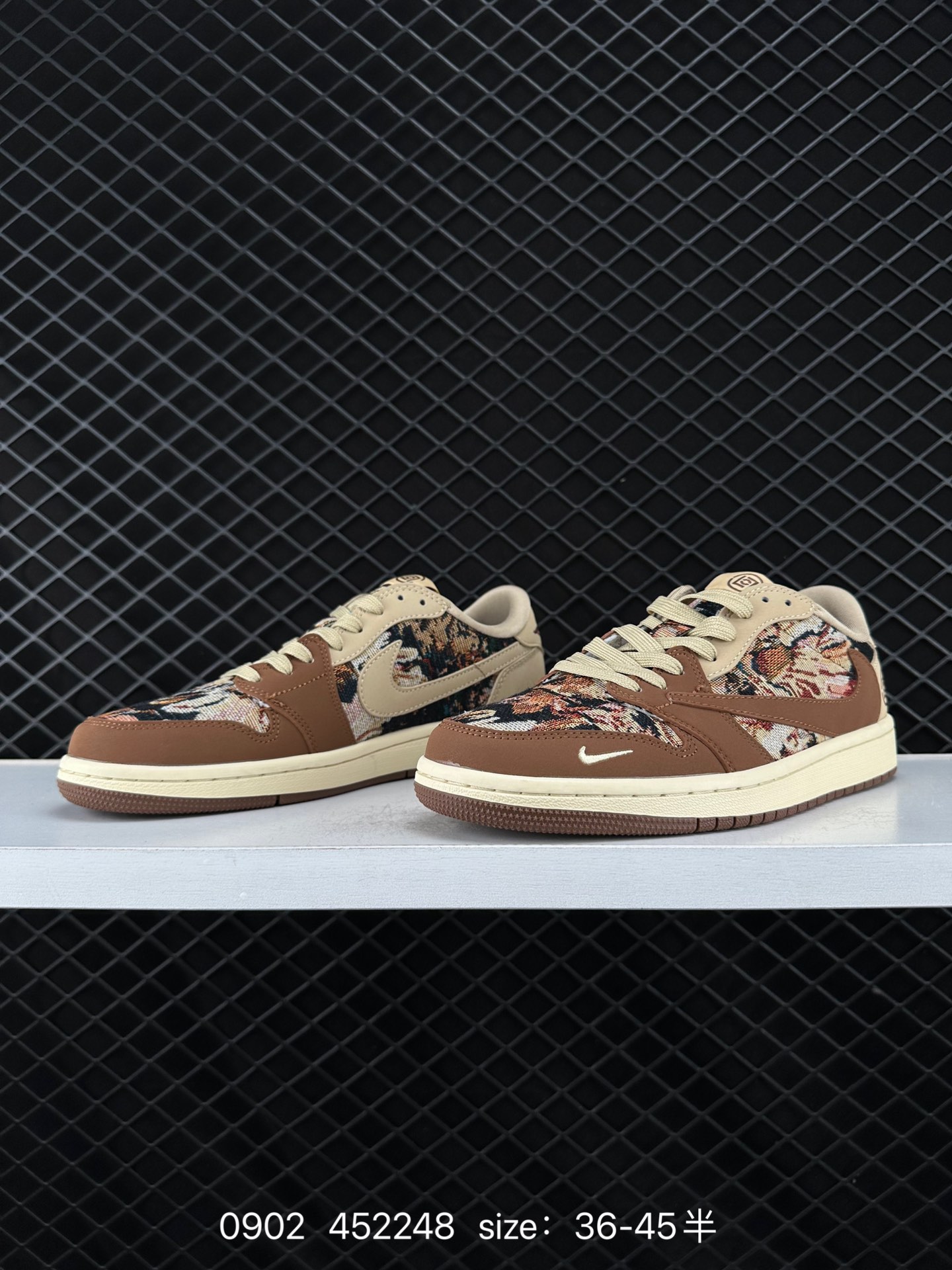 Travis Scott x Air Jordan 1 ” Reverse Mocha “